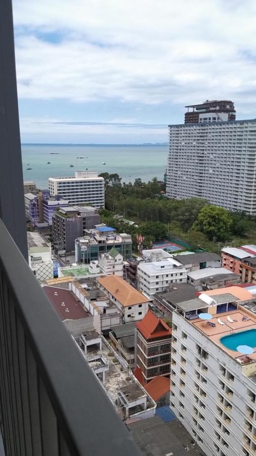 The Base Central Pattaya By Nkl Exterior photo