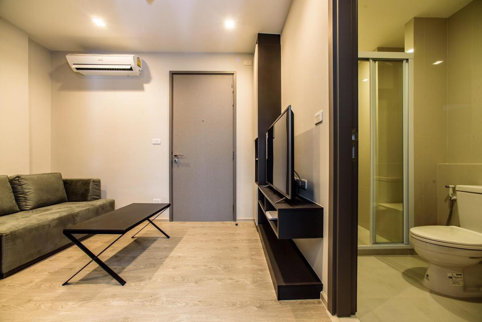 The Base Central Pattaya By Nkl Exterior photo