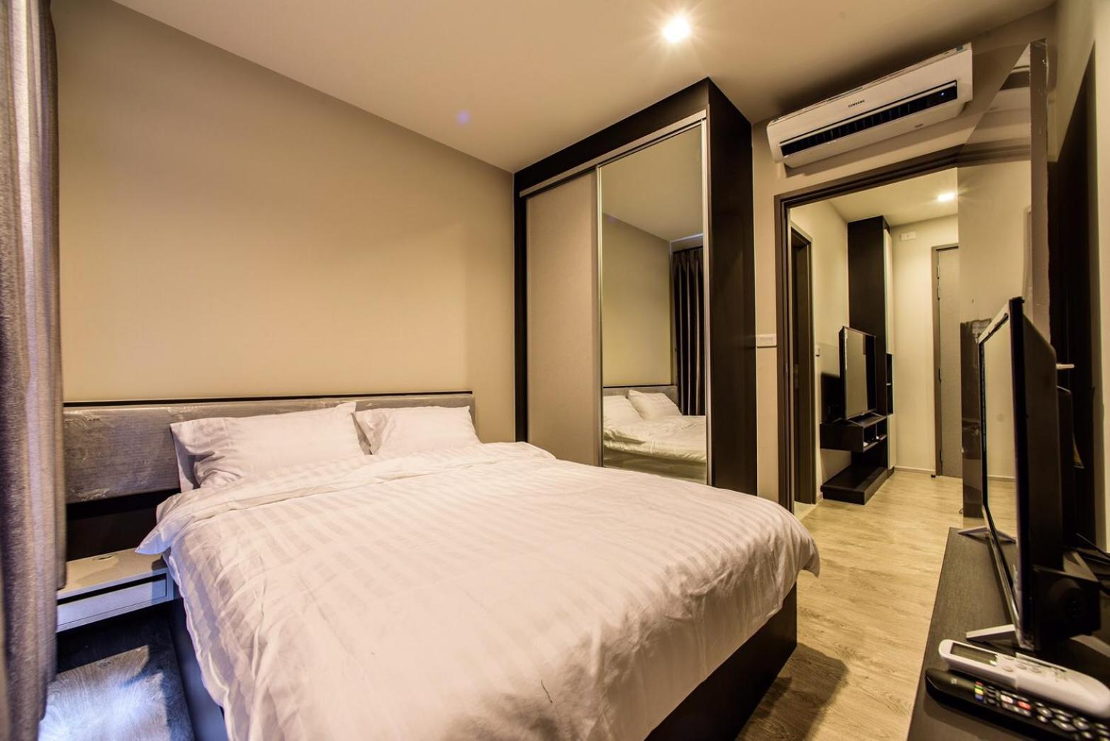 The Base Central Pattaya By Nkl Exterior photo
